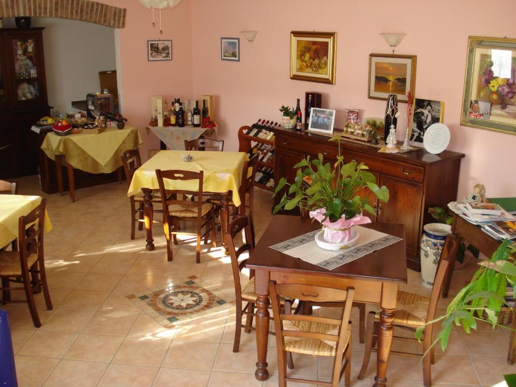 Agriturismo Ai Piacentini Santo Stefano Belbo Luaran gambar