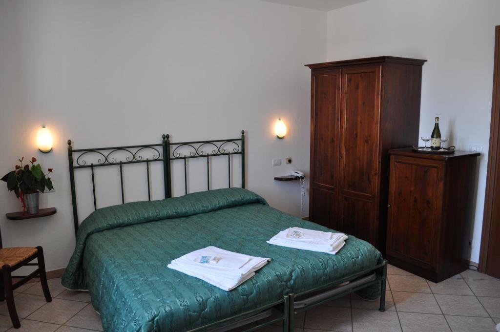 Agriturismo Ai Piacentini Santo Stefano Belbo Luaran gambar